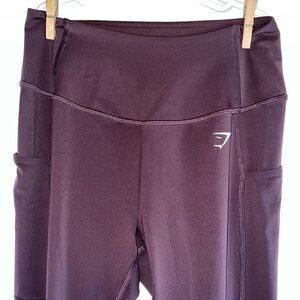 Size medium, color brown, leggings from Gymshark.